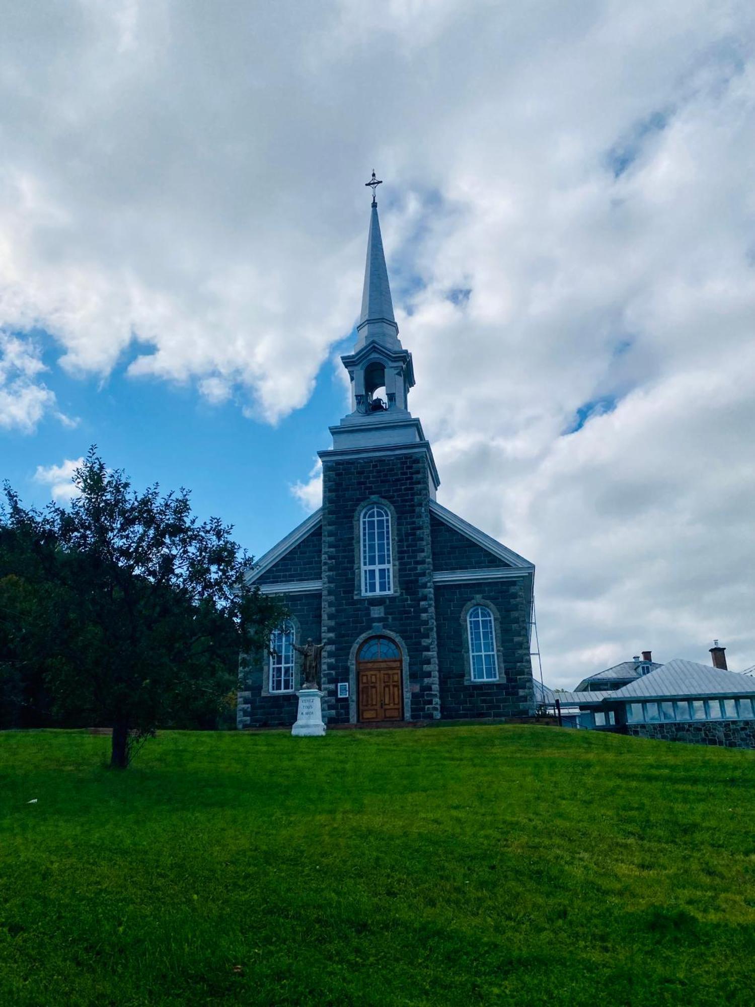 Belle Maison Avec Vue Sur La Riviere LʼAnse-Saint-Jean Exterior foto